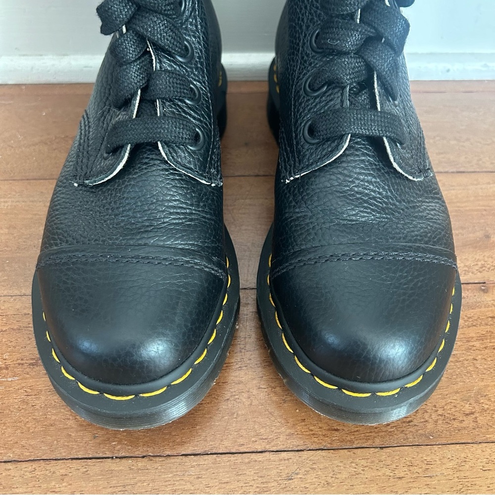 Black Womens Doc Marten Boots - Picture 5 of 16